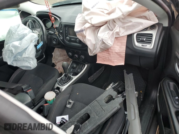 2018 Jeep Compass Sport с VIN 3C4NJDABXJT320991, выставлен на аукционе Copart как лот 58639125 с пробегом Не указан миль и Списание • Salvage title. История ставок и продаж доступна на DreamBid. Изображение 8.