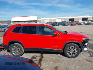 2021 Jeep Cherokee Latitude Lux with VIN 1C4PJLMX0MD177280, listed as a IAAI auction lot 40813210 with 79,318 mi miles. Bid and sale history available at carsss.com. Image 14.