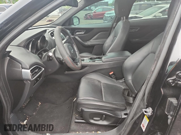 2017 Jaguar F-Pace 20d Premium with VIN SADCJ2BN6HA090098, listed as a Copart auction lot 62694045 with 104,480 mi miles and Clean title. Bid and sale history available at DreamBid. Image 7.