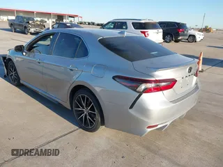 2021 Toyota Camry SE Nightshade with VIN 4T1T11AK3MU431765, listed as a IAAI auction lot 41835850 with 69,295 mi miles and . Bid and sale history available at carsss.com. Image 3.