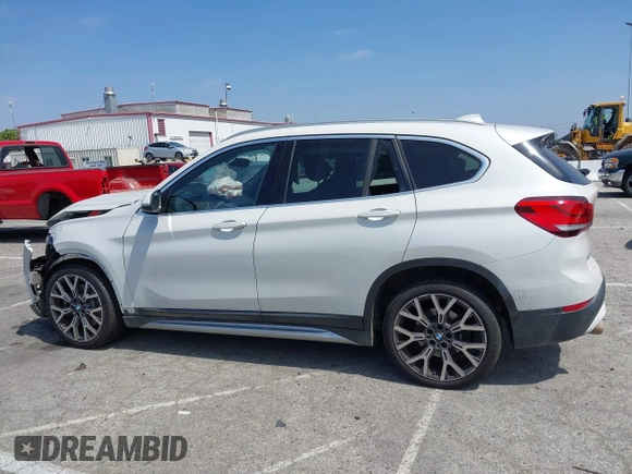 2020 BMW X1 xDrive28i with VIN WBXJG9C04L5R18165, listed as a IAAI auction lot 42313313 with 46,815 mi miles and . Bid and sale history available at DreamBid. Image 15.