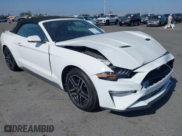 2018 Ford Mustang EcoBoost Premium z VIN 1FATP8UH8J5111364, wystawiony jako IAAI lot #42261261 z przebiegiem 102 703 mil mil oraz . Historia ofert i sprzedaży dostępna na DreamBid. Obrazek 1.