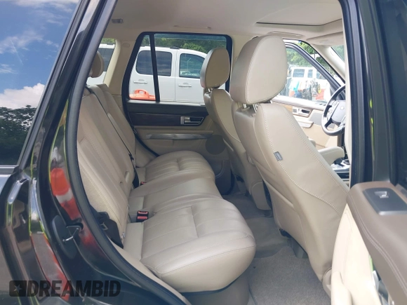 2013 Land Rover Range Rover Sport HSE Lux с VIN SALSK2D42DA761018, выставлен на аукционе IAAI как лот 42509437 с пробегом 148 151 миль миль и . История ставок и продаж доступна на DreamBid. Изображение 8.
