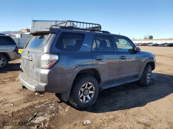 2021 Toyota 4Runner TRD Off Road with VIN JTEPU5JR6M5932429, listed as a Copart auction lot 42407175 with 0 mi miles and Salvage Title. Bid and sale history available at carsss.com. Image 3.