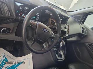 2019 Ford Transit Connect XL z VIN NM0LS7E28K1411828, wystawiony jako IAAI lot #42516582 z przebiegiem 84 198 mil mil oraz . Historia ofert i sprzedaży dostępna na DreamBid. Obrazek 27.