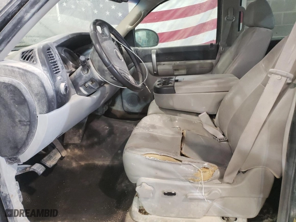 2008 Chevrolet Silverado 1500 LTZ with VIN 3GCEK13308G312242, listed as a Copart auction lot 48764203 with 117,379 mi miles and Non Repairable. Bid and sale history available at carsss.com. Image 7.