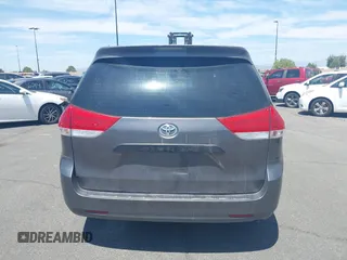 2012 Toyota Sienna with VIN 5TDZK3DC9CS261944, listed as a IAAI auction lot 41885359 with 184,918 mi miles. Bid and sale history available at carsss.com. Image 17.