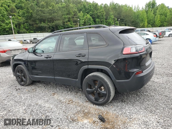 2021 Jeep Cherokee Altitude z VIN 1C4PJLLB2MD169574, wystawiony jako Copart lot #57119285 z przebiegiem 24 301 mil mil oraz Szkoda całkowita • Salvage title. Historia ofert i sprzedaży dostępna na DreamBid. Obrazek 2.