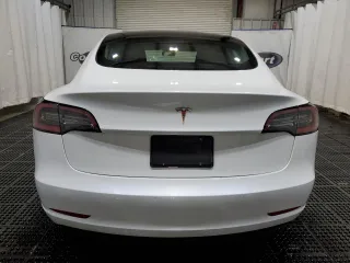 2022 Tesla Model 3 with VIN 5YJ3E1EA6NF370092, listed as a Copart auction lot 54396245 with 98,048 mi miles and Clean Title. Bid and sale history available at DreamBid. Image 6.