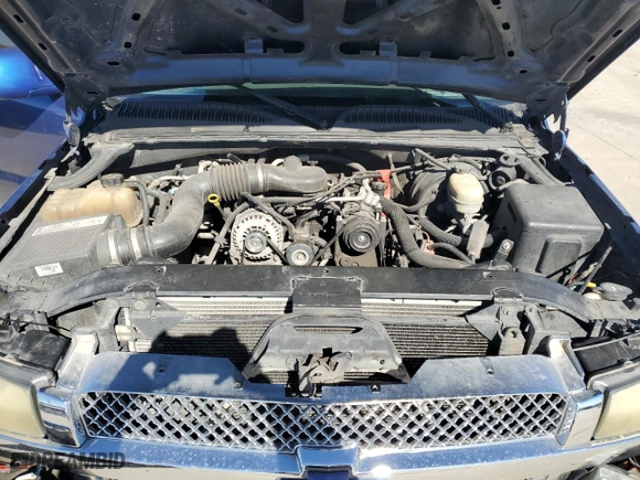 2005 Chevrolet Silverado 1500 Work Truck with VIN 1GCEC14X35Z121828, listed as a Copart auction lot 47805605 with 266,072 mi miles and Salvage Title. Bid and sale history available at carsss.com. Image 12.