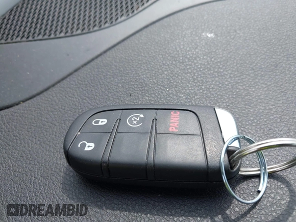 2017 Jeep Renegade Latitude z VIN ZACCJBBB7HPG40829, wystawiony jako IAAI lot #42065201 z przebiegiem 92 754 mil mil oraz . Historia ofert i sprzedaży dostępna na DreamBid. Obrazek 11.