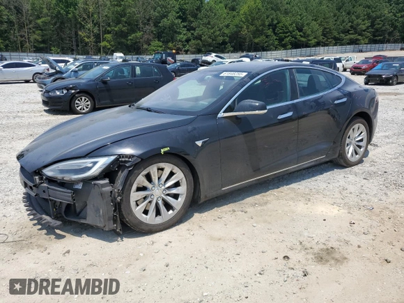 2017 Tesla Model S 100D z VIN 5YJSA1E21HF209847, wystawiony jako Copart lot #61848255 z przebiegiem 140 807 mil mil oraz Szkoda całkowita • Salvage title. Historia ofert i sprzedaży dostępna na DreamBid. Obrazek 1.
