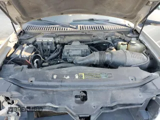 2005 Lincoln Navigator Luxury with VIN 5LMFU28505LJ09857, listed as a Copart auction lot 76108544 with 235,889 mi miles and Salvage Title. Bid and sale history available at carsss.com. Image 13.