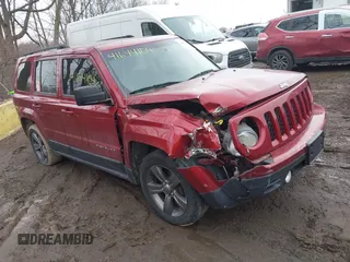 2014 Jeep Patriot Latitude with VIN 1C4NJPFA6ED856768, listed as a IAAI auction lot 41644104 with 133,287 mi miles and . Bid and sale history available at carsss.com. Image 1.