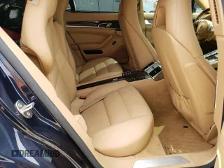 2016 Porsche Panamera 4 z VIN WP0AA2A78GL003052, wystawiony jako Copart lot #46815913 z przebiegiem 55 454 mil mil oraz . Historia ofert i sprzedaży dostępna na DreamBid. Obrazek 10.