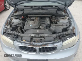 2013 BMW 1 Series 128i z VIN WBAUN1C55DVR01192, wystawiony jako Copart lot #73864424 z przebiegiem Nie podano mil oraz Nie do naprawy • Non repairable. Historia ofert i sprzedaży dostępna na DreamBid. Obrazek 11.