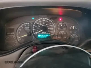 2000 Chevrolet Suburban LS with VIN 3GNEC16T9YG109043, listed as a Copart auction lot 77372784 with 228,042 mi miles and Salvage title. Bid and sale history available at DreamBid. Image 9.