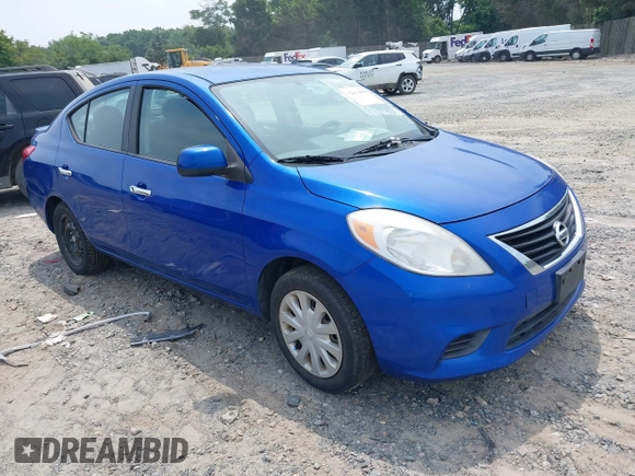 2013 Nissan Versa SV with VIN 3N1CN7AP0DL846613, listed as a IAAI auction lot 42461000 with 179,909 mi miles and . Bid and sale history available at DreamBid. Image 1.