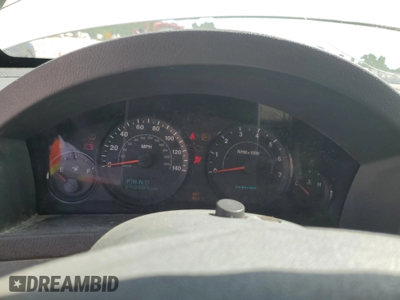 2006 Jeep Grand Cherokee Laredo с VIN 1J4GS48K16C300511, выставлен на аукционе Copart как лот 62196345 с пробегом 240 906 миль миль и Списание • Salvage title. История ставок и продаж доступна на DreamBid. Изображение 9.