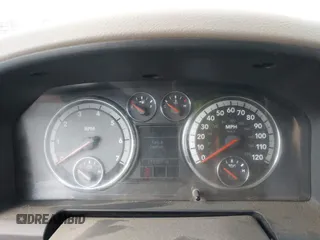 2009 Dodge 1500 Sport z VIN 1D3HV18T69S768289, wystawiony jako IAAI lot #42526478 z przebiegiem 179 907 mil mil oraz . Historia ofert i sprzedaży dostępna na DreamBid. Obrazek 7.
