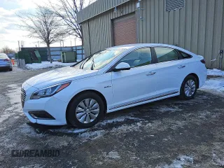 2017 Hyundai Sonata Hybrid SE with VIN KMHE24L15HA056237, listed as a Copart auction lot 42235675 with 139,857 mi miles and Clean Title. Bid and sale history available at carsss.com. Image 1.