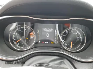 2019 Jeep Cherokee Latitude z VIN 1C4PJLCB9KD312162, wystawiony jako Copart lot #58989905 z przebiegiem 79 471 mil mil oraz Szkoda całkowita • Salvage title. Historia ofert i sprzedaży dostępna na DreamBid. Obrazek 9.