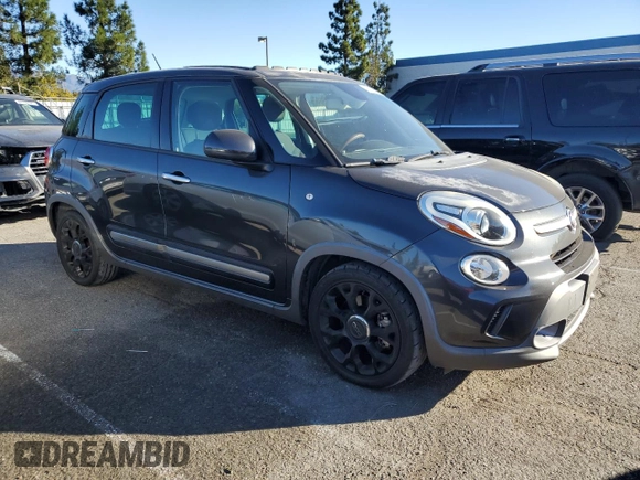 2014 FIAT 500L Trekking with VIN ZFBCFADH8EZ013893, listed as a Copart auction lot 42050575 with 60,580 mi miles and Salvage Title. Bid and sale history available at DreamBid. Image 4.