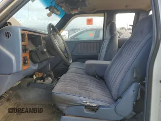 1995 Dodge Dakota with VIN 1B7GG23X1SS250126, listed as a Copart auction lot 86535174 with 317,540 mi miles and Salvage Title. Bid and sale history available at carsss.com. Image 7.