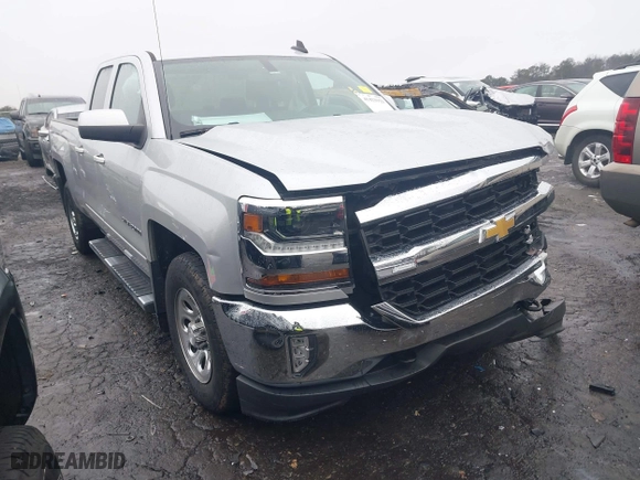 2018 Chevrolet Silverado 1500 LT with VIN 1GCVKREH6JZ360826, listed as a IAAI auction lot 41423923 with 158,170 mi miles. Bid and sale history available at carsss.com. Image 1.