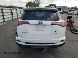 2018 Toyota RAV4 LE with VIN JTMZFREV4JJ165124, listed as a Copart auction lot 42729615 with 95,205 mi miles and Salvage Title. Bid and sale history available at carsss.com. Image 6.