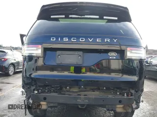 2019 Land Rover Discovery SE with VIN SALRG2RVXKA087358, listed as a IAAI auction lot 41464589 with 58,508 mi miles and . Bid and sale history available at DreamBid. Image 6.