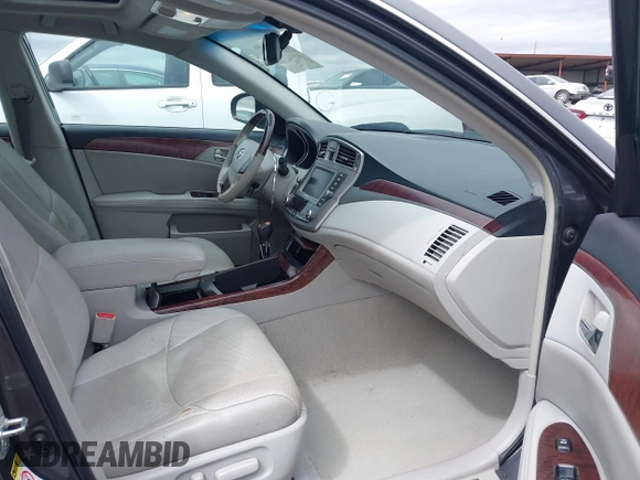 2012 Toyota Avalon with VIN 4T1BK3DB6CU459249, listed as a IAAI auction lot 41802571 with 147,955 mi miles. Bid and sale history available at carsss.com. Image 5.