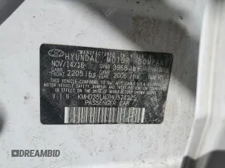 2017 Hyundai Elantra z VIN KMHD35LH7HU374225, wystawiony jako Copart lot #49252185 z przebiegiem 143 949 mil mil oraz Szkoda całkowita • Salvage title. Historia ofert i sprzedaży dostępna na DreamBid. Obrazek 14.