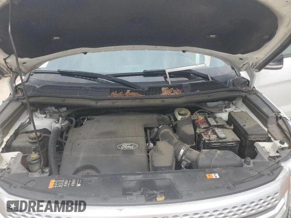 2014 Ford Explorer XLT z VIN 1FM5K7D87EGA74213, wystawiony jako Copart lot #59561275 z przebiegiem 152 977 mil mil oraz Szkoda całkowita • Salvage title. Historia ofert i sprzedaży dostępna na DreamBid. Obrazek 12.