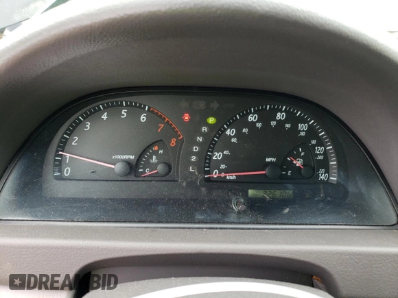 2004 Toyota Camry LE z VIN 4T1BE32KX4U380789, wystawiony jako Copart lot #57142645 z przebiegiem 226 106 mil mil oraz Szkoda całkowita • Salvage title. Historia ofert i sprzedaży dostępna na DreamBid. Obrazek 9.