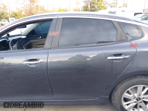 2017 Kia Optima LX with VIN 5XXGT4L32HG156845, listed as a IAAI auction lot 41402224 with 126,529 mi miles. Bid and sale history available at carsss.com. Image 19.