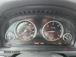2016 BMW X5 xDrive35d z VIN 5UXKS4C52G0N14720, wystawiony jako Copart lot #58033305 z przebiegiem 162 586 mil mil oraz Czysty tytuł • Clean title. Historia ofert i sprzedaży dostępna na DreamBid. Obrazek 9.