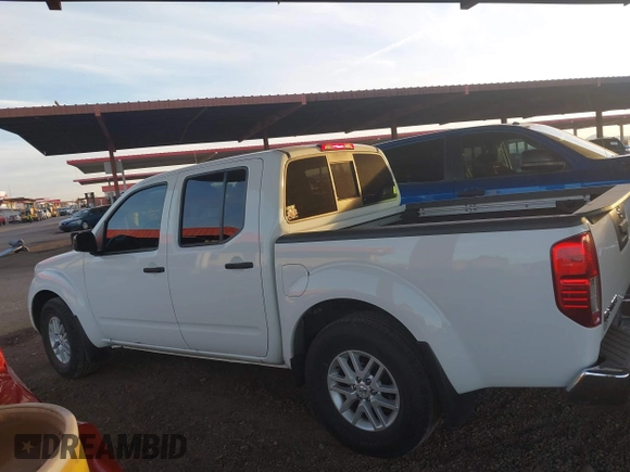 2021 Nissan Frontier SV z VIN 1N6ED0EA3MN710382, wystawiony jako IAAI lot #42083600 z przebiegiem 43 022 mil mil oraz . Historia ofert i sprzedaży dostępna na DreamBid. Obrazek 14.