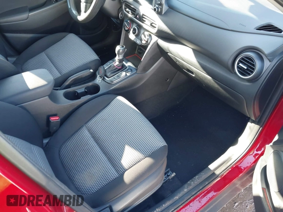 2020 Hyundai Kona SEL with VIN KM8K2CAA8LU528292, listed as a IAAI auction lot 41584654 with 57,857 mi miles. Bid and sale history available at carsss.com. Image 5.