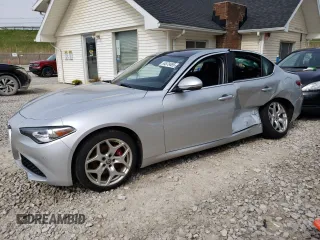 2021 Alfa Romeo Giulia Ti z VIN ZARFANBN2M7647094, wystawiony jako Copart lot #54878495 z przebiegiem 34 909 mil mil oraz Szkoda całkowita • Salvage title. Historia ofert i sprzedaży dostępna na DreamBid. Obrazek 1.