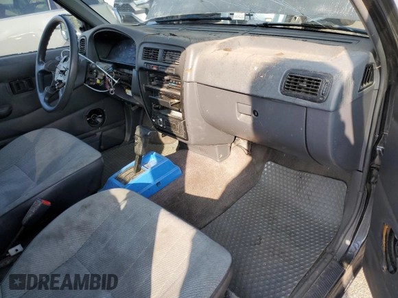 1994 Nissan Frontier XE с VIN 1N6SD16S0RC408633, выставлен на аукционе Copart как лот 43280715 с пробегом 116 543 миль миль и Списание • Salvage title. История ставок и продаж доступна на DreamBid. Изображение 8.