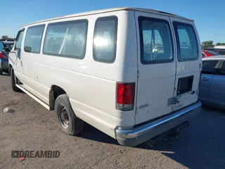 1998 Ford Econoline Wagon XL z VIN 1FBSS31L2WHB12505, wystawiony jako IAAI lot #41067925 z przebiegiem 156 210 mil mil oraz . Historia ofert i sprzedaży dostępna na DreamBid. Obrazek 3.