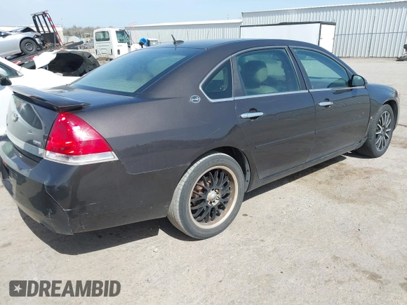 2008 Chevrolet Impala LTZ with VIN 2G1WU583081259218, listed as a IAAI auction lot 41831787 with 240,118 mi miles and . Bid and sale history available at DreamBid. Image 4.