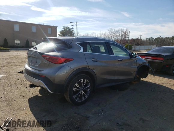 2017 Infiniti QX30 Luxury with VIN SJKCH5CR1HA025473, listed as a Copart auction lot 42274624 with 45,568 mi miles. Bid and sale history available at carsss.com. Image 3.