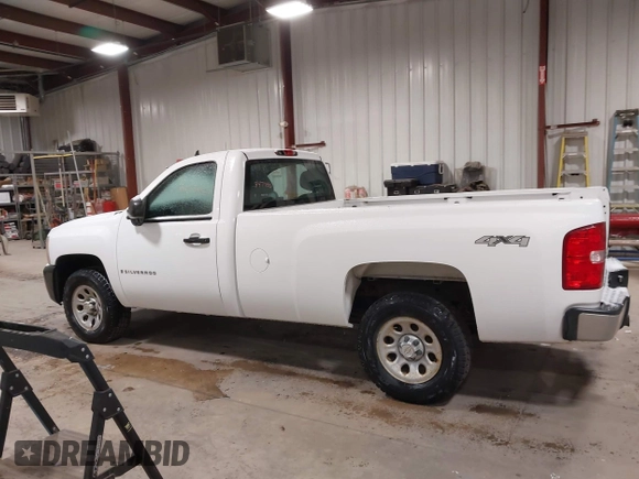 2008 Chevrolet Silverado 1500 Work Truck with VIN 1GCEK14C48Z215558, listed as a IAAI auction lot 41947700 with 147,591 mi miles. Bid and sale history available at carsss.com. Image 14.