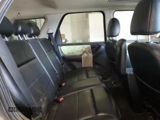 2005 Ford Escape Limited with VIN 1FMCU94125KD16158, listed as a Copart auction lot 62186025 with 213,370 mi miles and Salvage title. Bid and sale history available at DreamBid. Image 11.