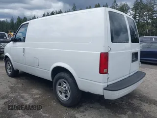 2005 Chevrolet Astro Cargo z VIN 1GCDM19X65B108694, wystawiony jako IAAI lot #42292530 z przebiegiem 120 426 mil mil oraz . Historia ofert i sprzedaży dostępna na DreamBid. Obrazek 3.