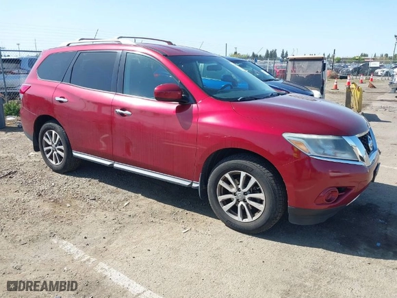 2013 Nissan Pathfinder Platinum with VIN 5N1AR2MN7DC605905, listed as a IAAI auction lot 42012107 with 154,420 mi miles. Bid and sale history available at carsss.com. Image 1.