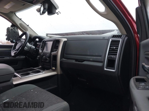 2015 Ram 2500 Big Horn с VIN 3C6UR5DL0FG632274, выставлен на аукционе IAAI как лот 41363925 с пробегом 121 412 миль миль и . История ставок и продаж доступна на DreamBid. Изображение 5.