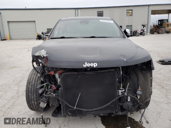 2020 Jeep Grand Cherokee Summit with VIN 1C4RJFJG6LC436941, listed as a Copart auction lot 86020954 with 58,080 mi miles and Salvage title. Bid and sale history available at DreamBid. Image 5.